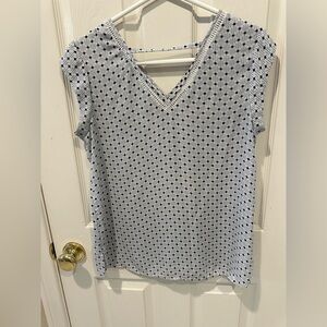 DR2 Black and White Polka Dot V-Neck Blouse